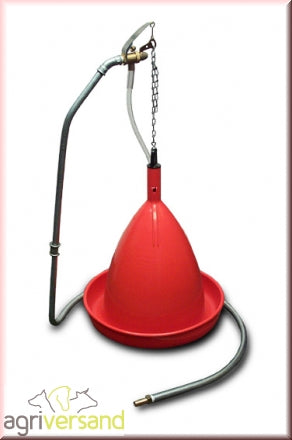 Geflügeltränke für Freiland und Stall direkt an die Wasserleitung PVA Ständertränke