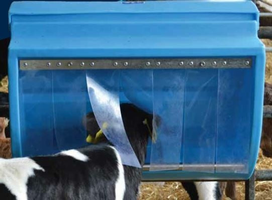 Mini Futterkrippe für Kraftfutter und Heu für Kälber