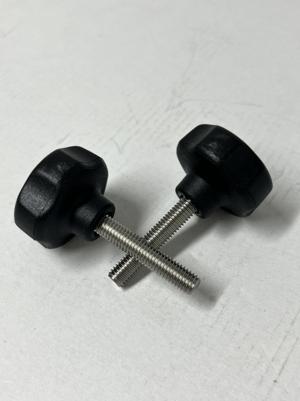 Ersatzrändelschraube für ID Tränken