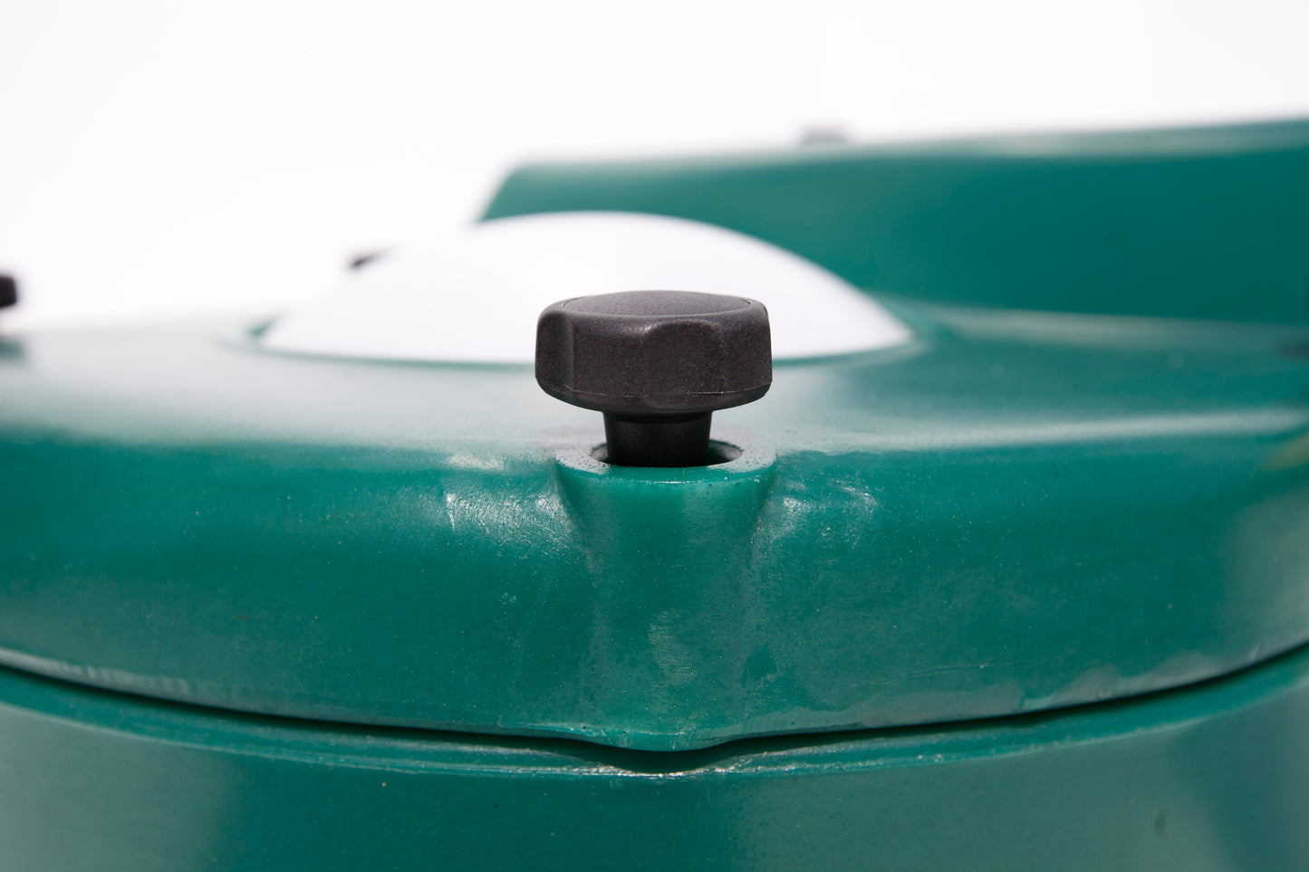 Isoloierte Balltränke – Frostsichere 2-Ball Tränke für Rinder