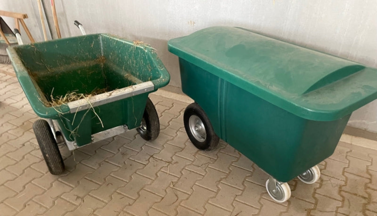 Futterwagen schmal von JFCAGRI  – ideal für jede Stallgasse