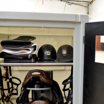 JFC Sattelschrank für Reitausrüstung – Perfekte Organisation für Stall und Anhänger